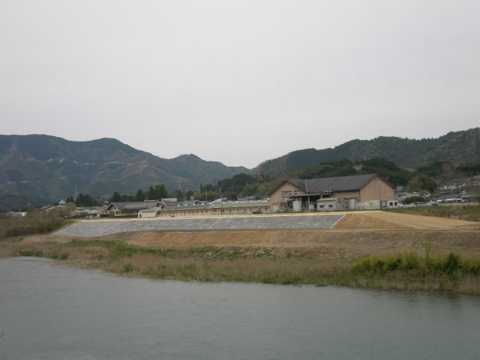平成24年度 社交広域 第203-1号 耳川 鶴野内地区 築堤工事