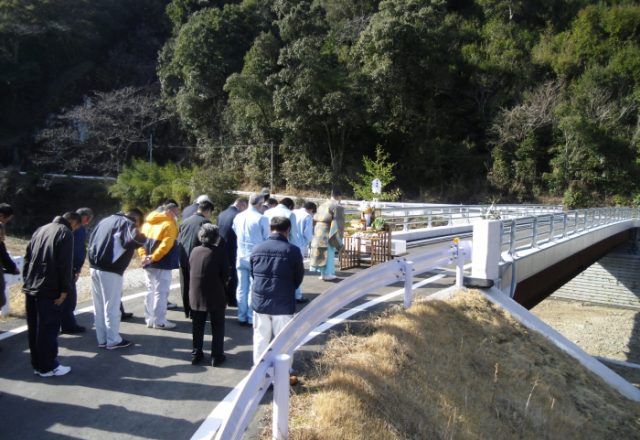 トビノキ橋完成による渡り初め式に出席致しました。【門川町】