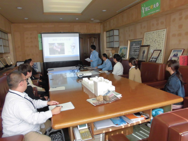 宮崎大学地域学部の学生が企業訪問に来ました!(H29.11.10)