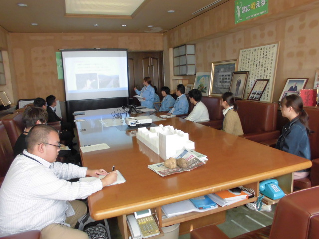 宮崎大学地域学部の学生が企業訪問に来ました!(H29.11.10)