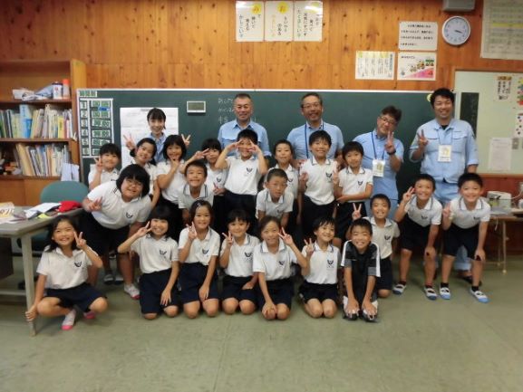 「トイレ掃除に学ぶ出前授業」塩見小学校3年生編
