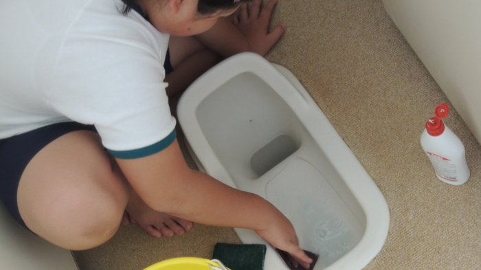 「トイレ掃除に学ぶ出前授業」細島小学校編