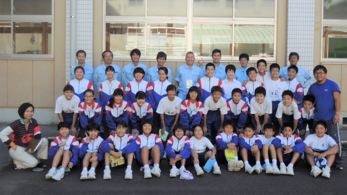 「トイレ掃除に学ぶ出前授業」門川中学校１年４組編