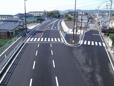 平岩交差点改築工事