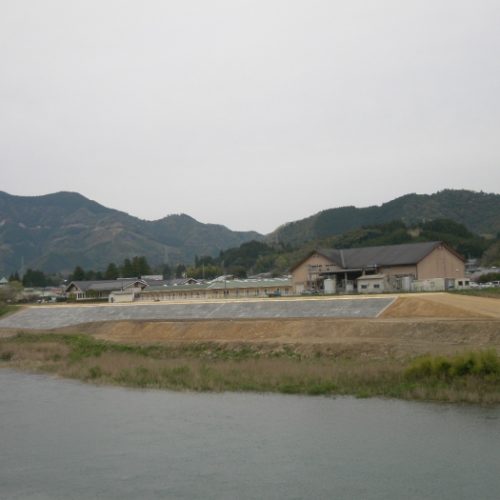 平成24年度　社交広域　第203-1号　耳川　鶴野内地区　築堤工事