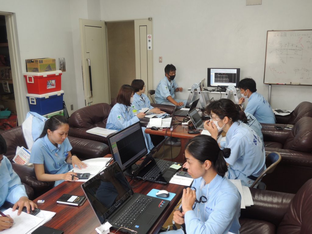 新入社員研修頑張っています!