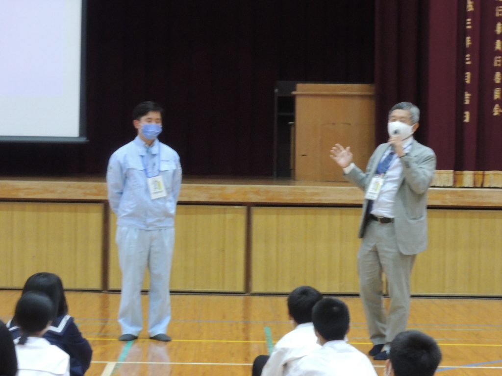 富島中学校で講演会を実施しました!(R2.11.6)