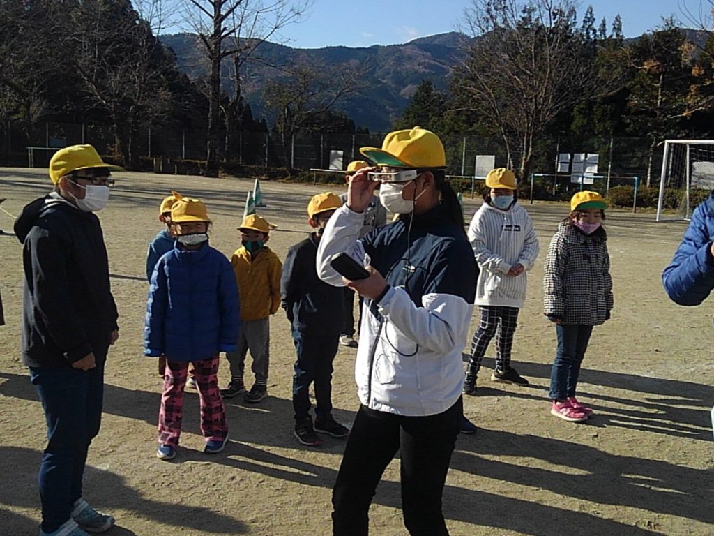 諸塚村立荒谷小学校の出前授業を実施しました！