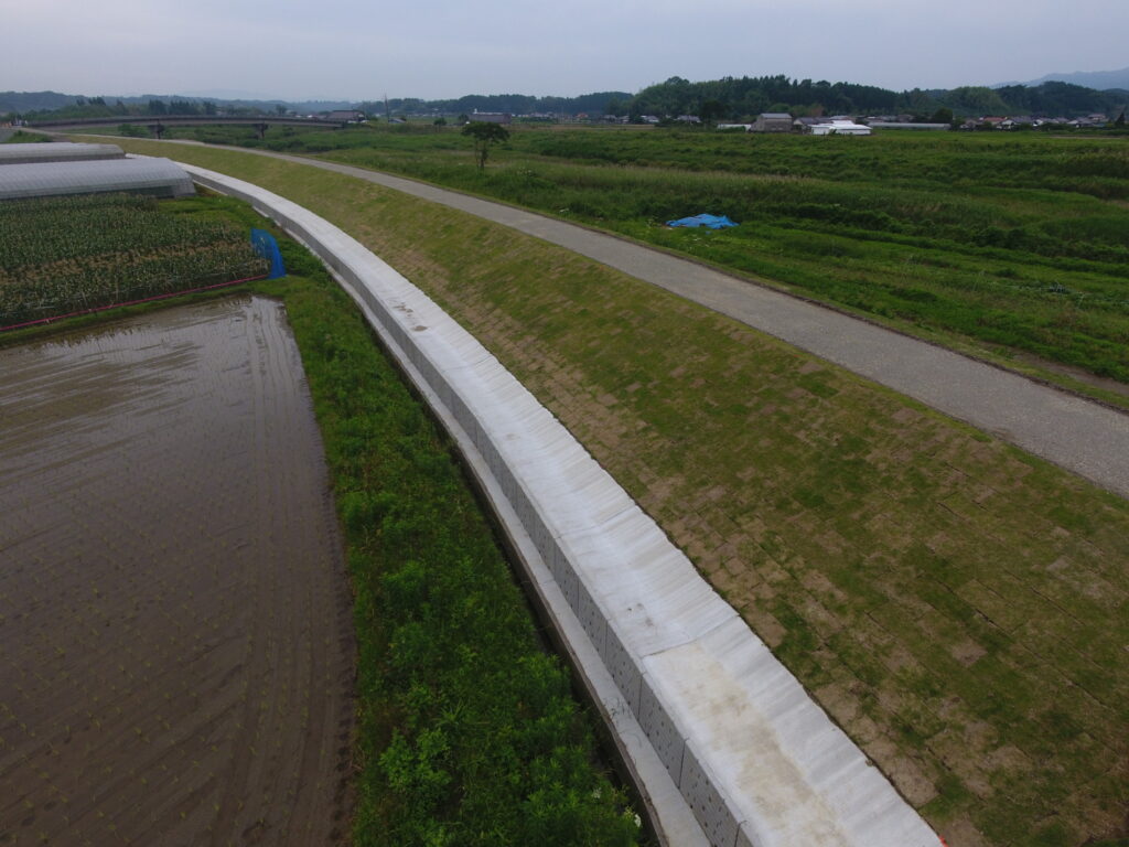 令和2年度 防安広域 第71-2号 三財川戸敷地区 河川改修工事 その1画像3