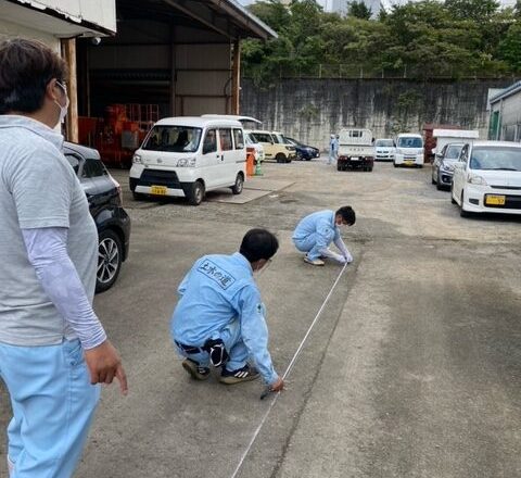 倉庫駐車場ライン引き