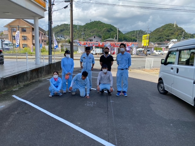 倉庫駐車場ライン引き
