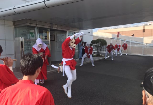 厄払いひょっとこ踊り