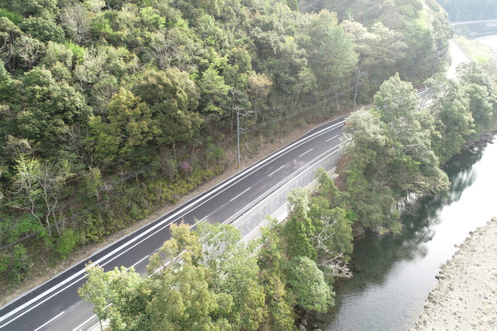 令和2年度 交建防安 第942-19-1号 国道388号 松瀬工区 道路改良工事 その1画像2