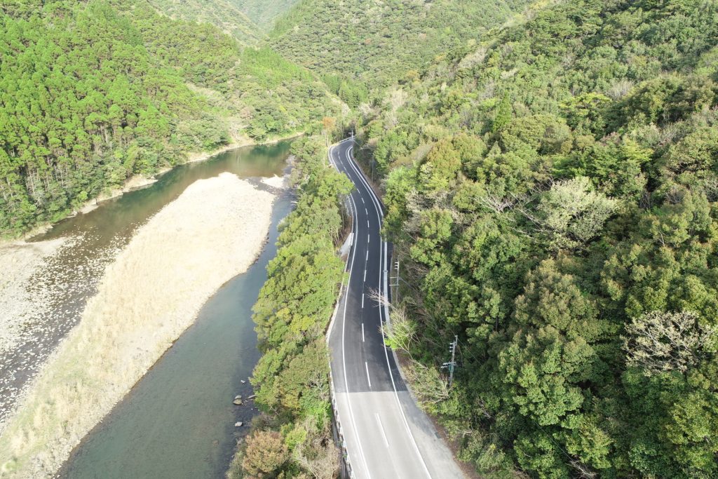 令和2年度 交建防安 第942-19-1号 国道388号 松瀬工区 道路改良工事 その1画像1