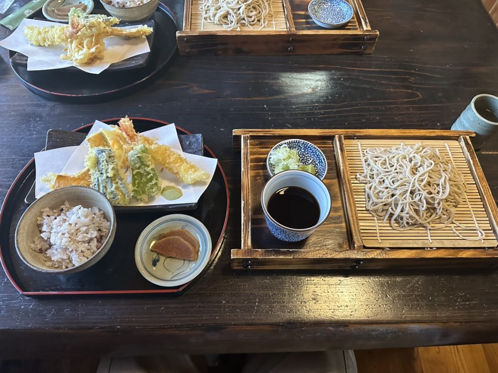 お蕎麦屋さん