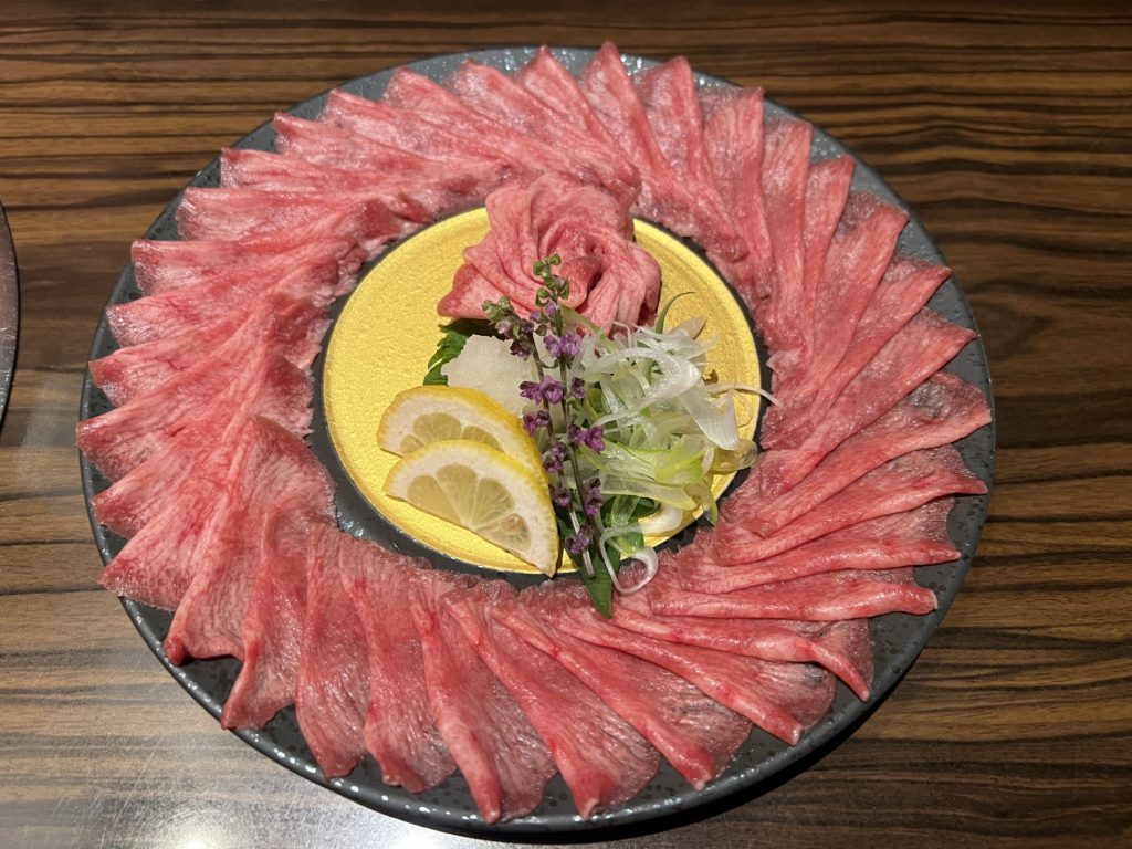 牛タン刺し