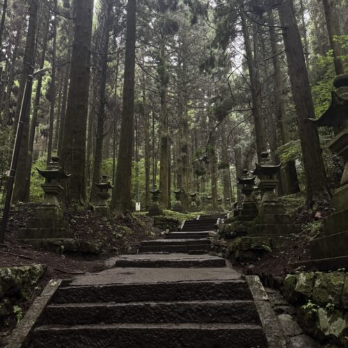 お盆休みに訪れた「上色見熊野座神社」