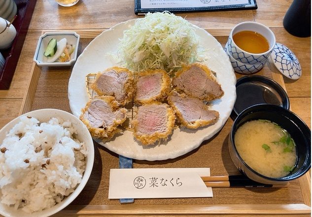 とんかつ屋さん