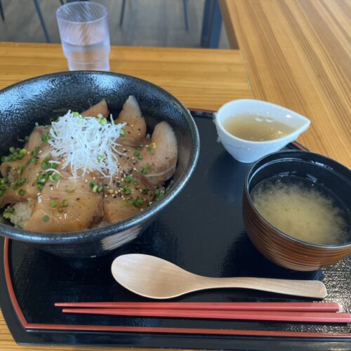 PAKALA PAKA(都井岬観光交流館)