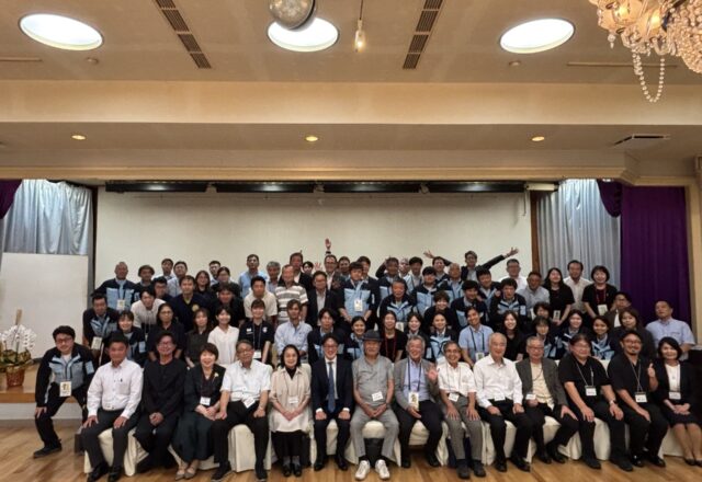 第200回 社内木鶏会 記念大会の集合写真