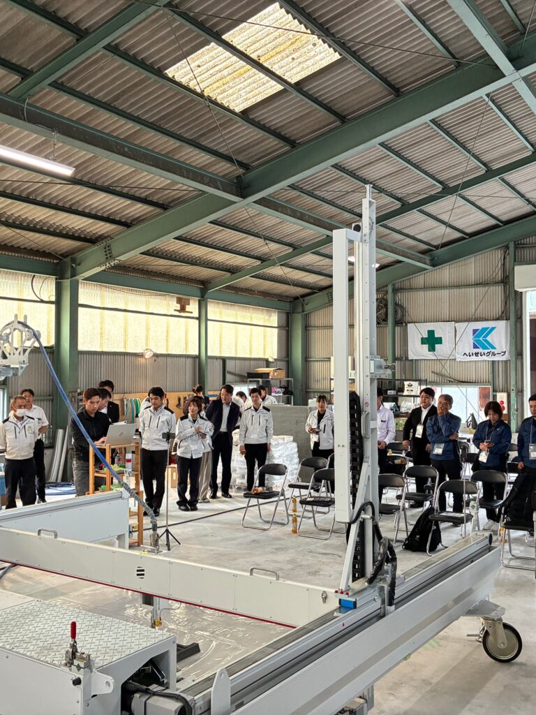 建設用3Dプリンターの見学